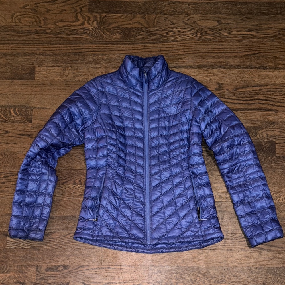 Women's Blue NorthFace Thermoball Jacket Size Medium